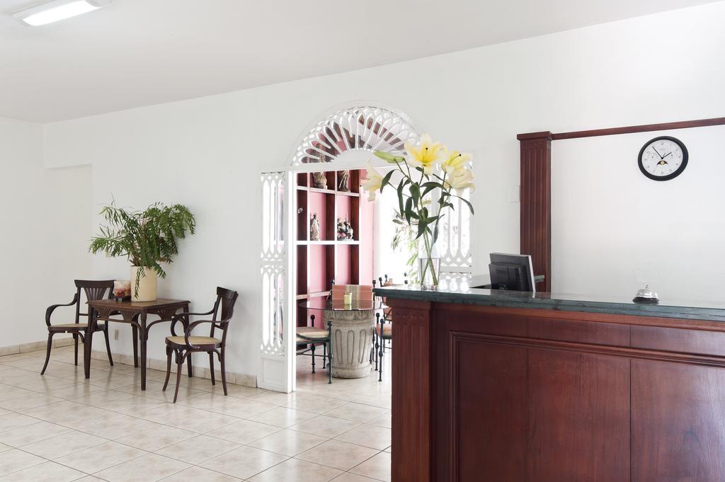 Hotel Casa Real Managua Buitenkant foto