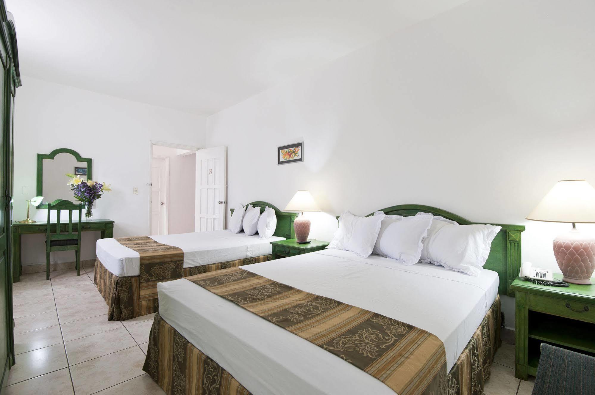 Hotel Casa Real Managua Buitenkant foto