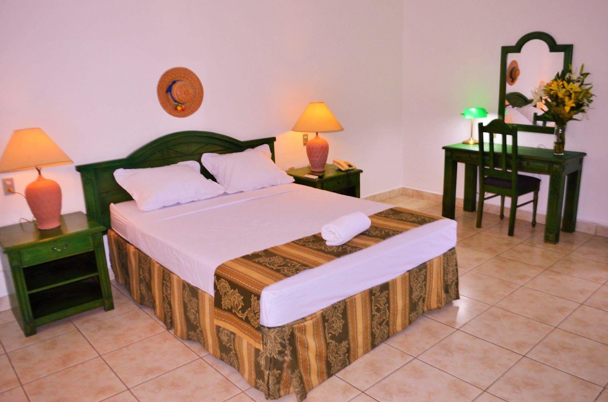 Hotel Casa Real Managua Buitenkant foto